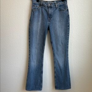 Old Navy Light Blue Boot Cut Women's Jeans • 8